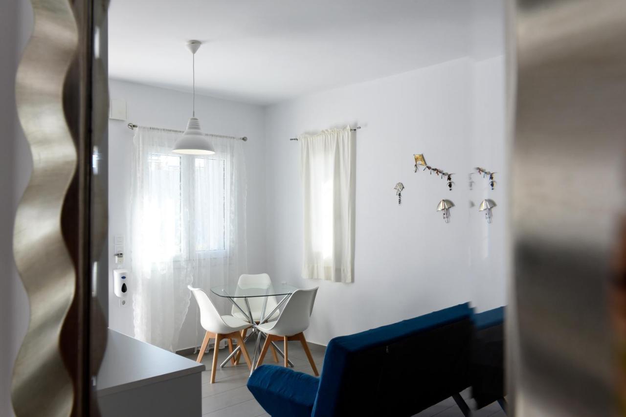 Tsakanos Home Adamantas  Buitenkant foto