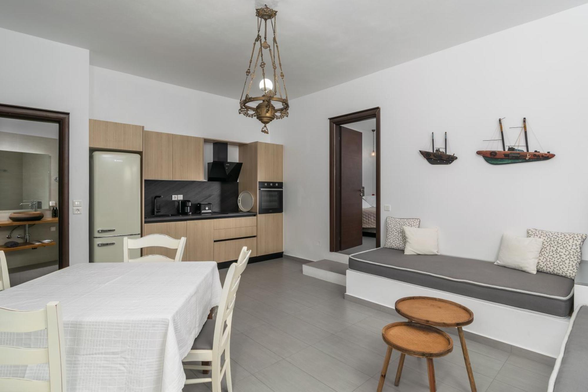 Tsakanos Home Adamantas  Buitenkant foto